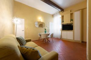 Ponte Vecchio Charming Flat- restyling june 2026