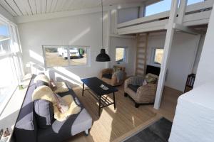 Nyrenoveret, Lækkert Feriehus I Vejlby Klit Sj197