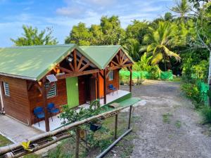 Bungalow charmant à Petit-Bourg avec jardin privé