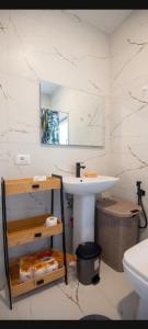 Luxury 1-room apartment with spacious balcony