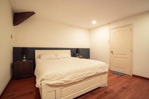2 bedrooms - 2 bathrooms -LeSoleil - Saigon Center
