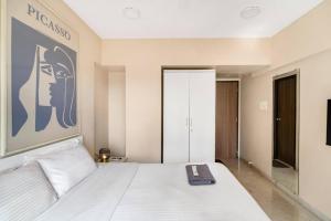 Tao B Cozy Private Room in Shared 3BHK
