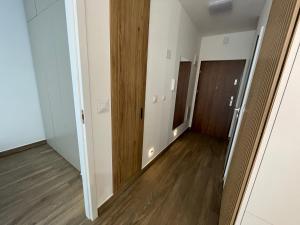Komfortowy Apartament Antrejka z miejscem parkingowym w hali