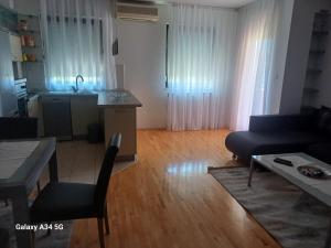 Prime Neighborhood Apartment