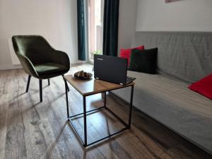 City Spot - 70m2 Modern Apartment with Balcony near Magnolia and Center