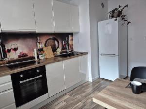 City Spot - 70m2 Modern Apartment with Balcony near Magnolia and Center