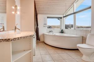 Holiday Home In Vrist Near North Sea Dunes Sj335