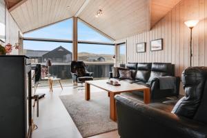 Holiday Home In Vrist Near North Sea Dunes Sj335