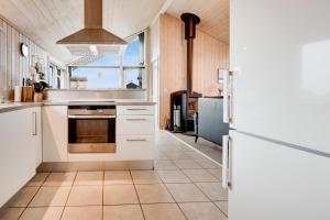 Holiday Home In Vrist Near North Sea Dunes Sj335