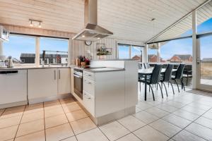 Holiday Home In Vrist Near North Sea Dunes Sj335