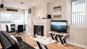 Apartment - Ground Floor room in Modern Fully Furnished Apartments in Washington Downtown