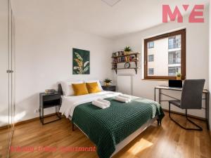 MYE Apartments - Arkadia Urban Apartment - Free Parking, Balcony, AC, FV