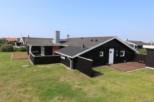 Hyggeligt Feriehus Tæt På Vesterhavet Sj267