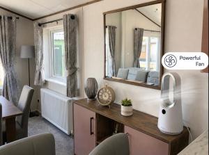 NEW 2025 Modern 3Bedrooms Lodge Walk to Beach