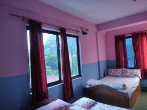 Hotel Devis Fall View