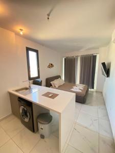 Sea view Penthouse Universal Residences