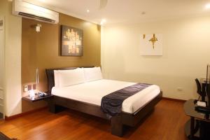Queens Hotel Angeles City