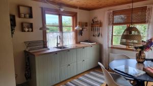 Solbacka Cosy Apartment