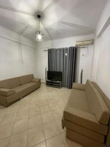Luris Apartments