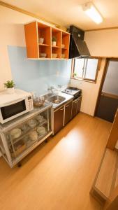 2层楼独立一户建适应家庭团体入住商店街区域购物交通非常方便 難波心斎橋15分钟即达