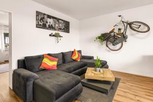 MOLA Apartments - Panoramablick, Balkon, 5 Pers, Bahnhofsnähe, Parkplatz