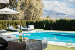 Casa Wood | 4BR Family Villa, Pool & Views