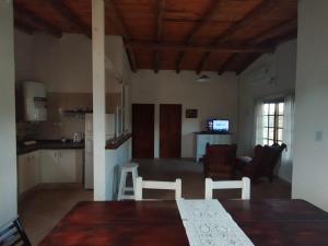 Casas HG-Pileta climatizada en predio cercano-Desayuno seco