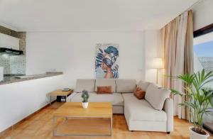 Royal Park Albatros Heated Pool Apartment