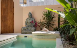 NEW 1BR Modern Tropical Villa in Bingin