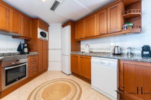 4 Bed Townhouse, Sauna, Pool, Sea Views