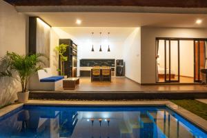 Villa Dake Tanah Lot