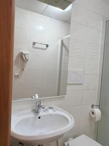 San Light Guest House III