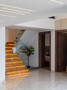 Luxury Villa with Pool 200 m from the Beach