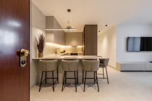 BELLA LUXURY APARTMENT, Split City Centre ,Walk to Riva
