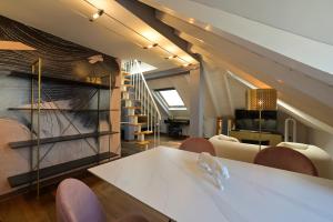 Alassio Black Loft