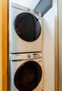 Amplio apartamento para 16 personas, 4 habitaciones, 4 baños con jacuzzi