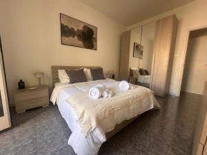Lungomare Pescara Beachfront & City Center