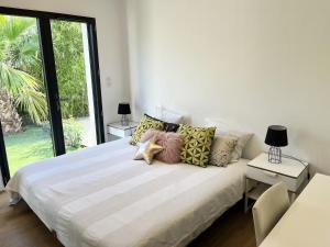 Dream azur House Riviera swimming-pool close to the beach