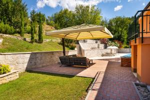 Apartment Ana with private pool