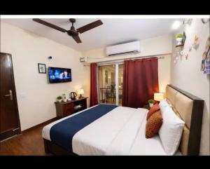 Couple friendly room in an apartment with balcony view