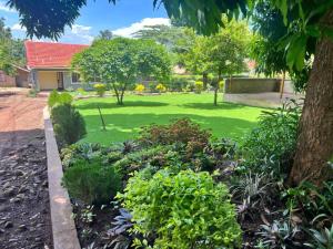 Kili Oasis Retreat - Lush Garden, Private Pavilion