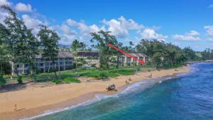 Islander on the Beach 123- Oceanfront Ground Floor Studio "Coco Moon"