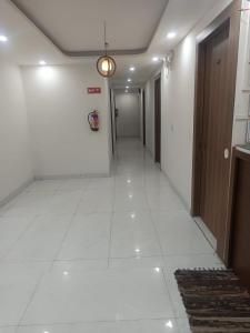 Radiant Hotel And Banquet