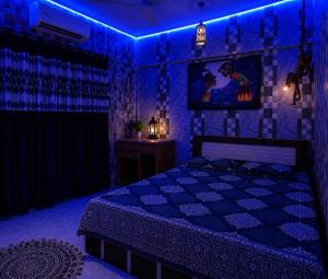 Aladdin Apartment in Malad West