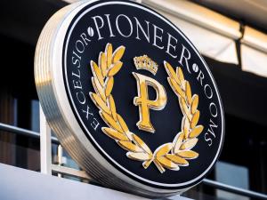 Pioneer Excelsior Rooms