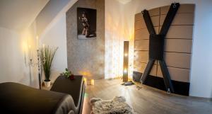 Love House Allure