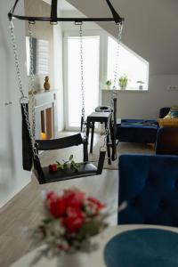 Love House Allure