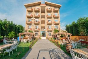 Serxhio Apartments