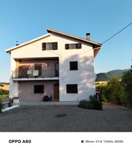 MANSARDA VITI - Sguardo su Frontone -
