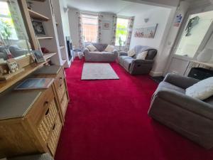 19 Newtown Sidmouth is a Cosy Cottage and Family Home 600m to Beach